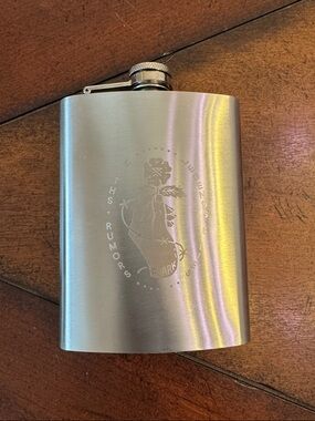 Roark Stainless Steel Hip Flask in Silver